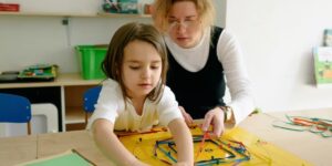 can kids take toys to a wonmens refuge