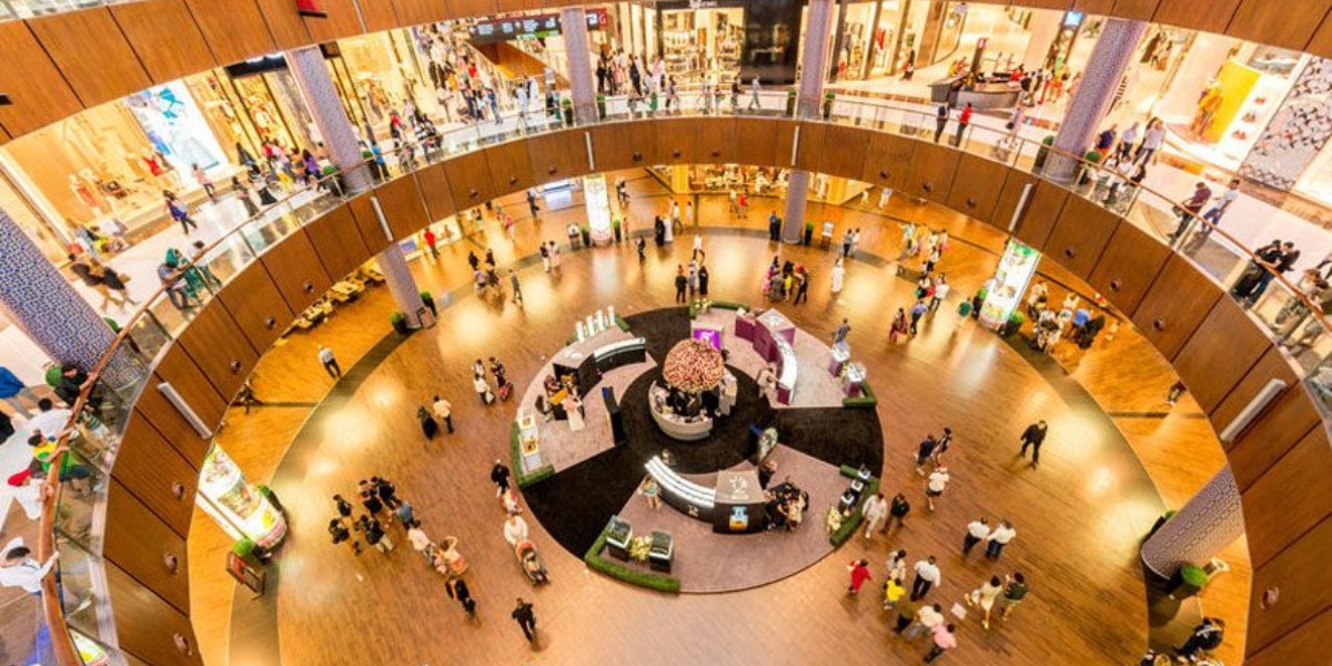 How Many Shops In The Dubai Mall