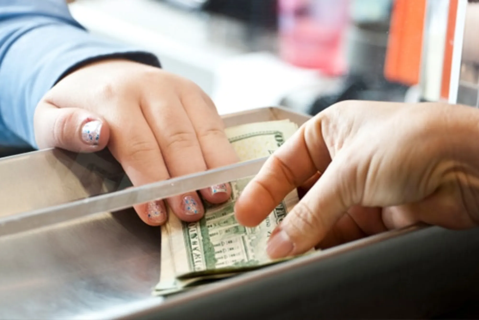 send money from united kingdom to philippines