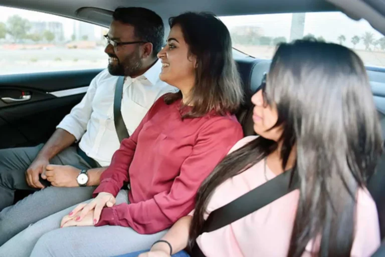 do taxi drivers have to wear seat belts