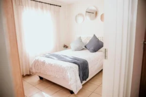 Where can I find affordable 2 bedroom flats for rent