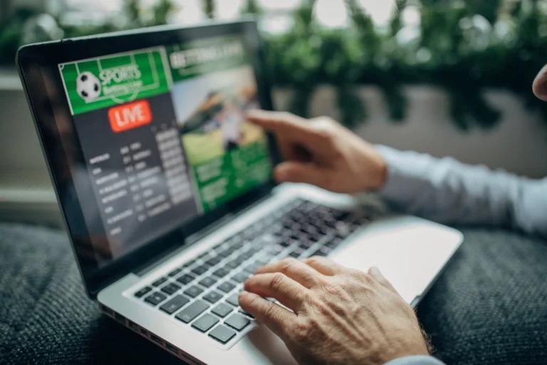 What Are the Benefits of Live Betting Options