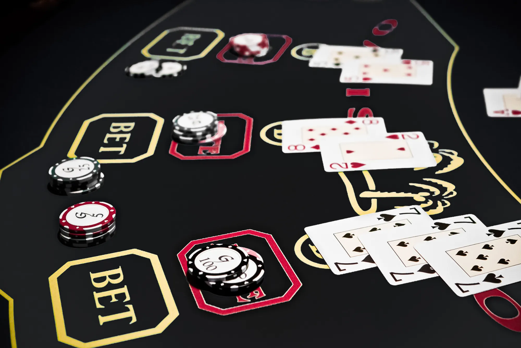Which UK Online Casinos Offer In-Game Chat Features