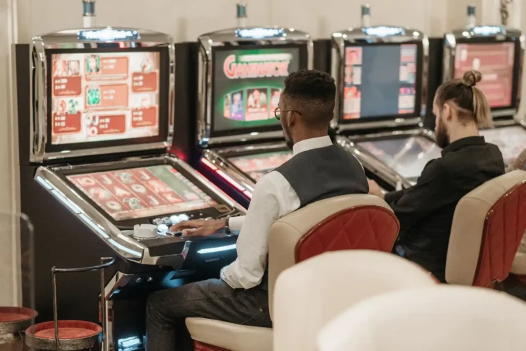 How do slot volatility work in slot games